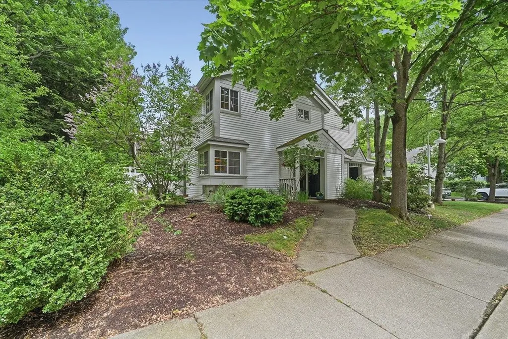 16 Winding Brook Drive South Burlington VT 05403-6735