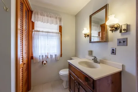 54 Lake Avenue Newbury NH 03255