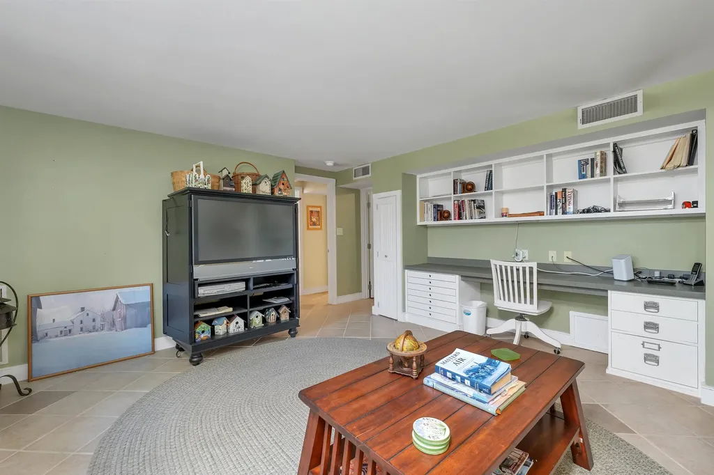 1301 Old North Main Street Laconia NH 03246