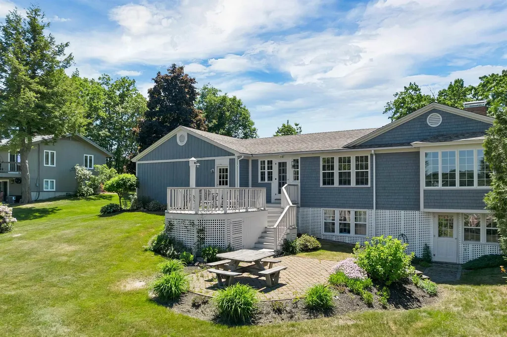 1301 Old North Main Street Laconia NH 03246