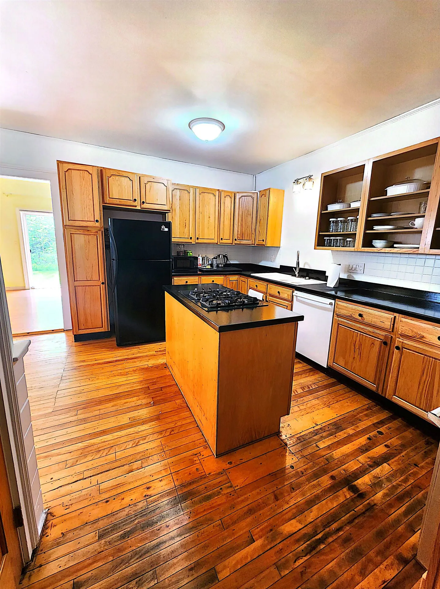 9 Burnside Street Lancaster NH 03584