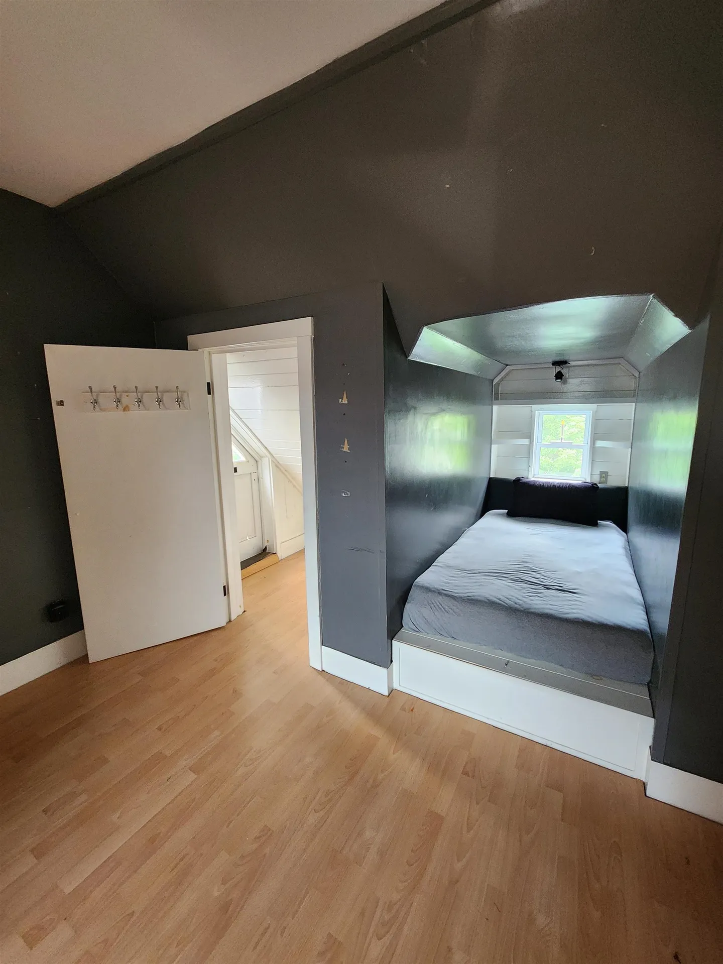 9 Burnside Street Lancaster NH 03584