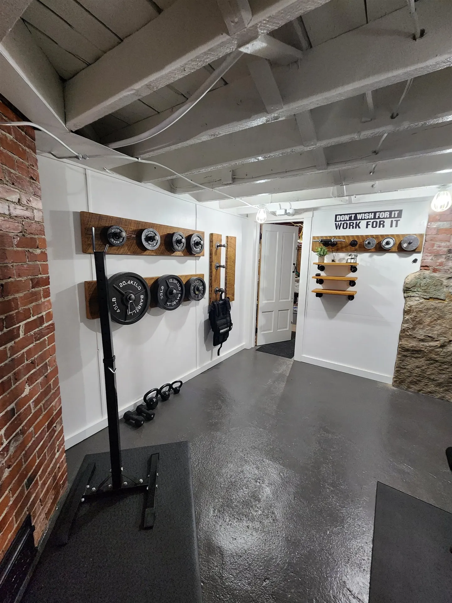 9 Burnside Street Lancaster NH 03584