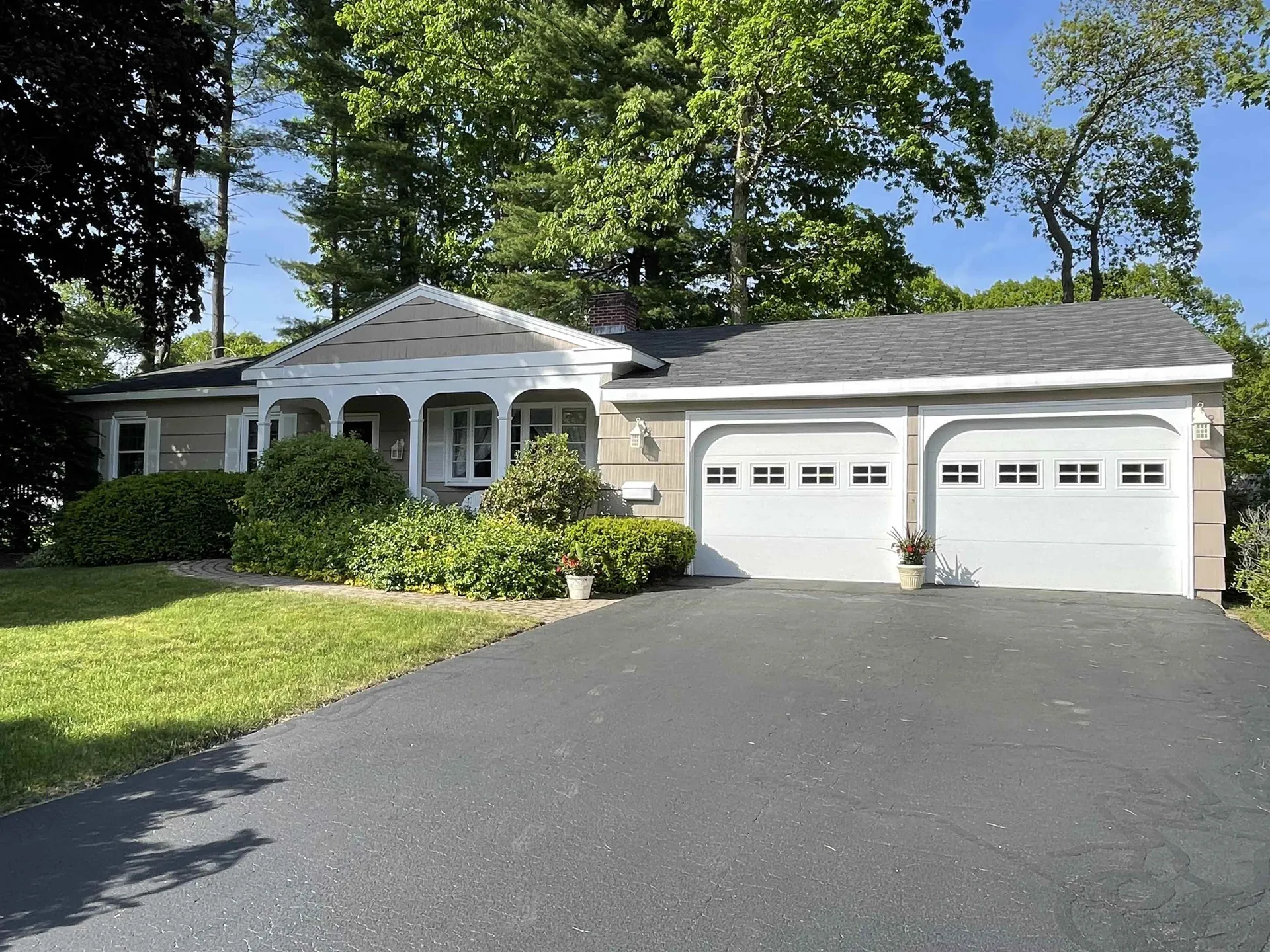 1 Burgundy Drive Hampton NH 03842