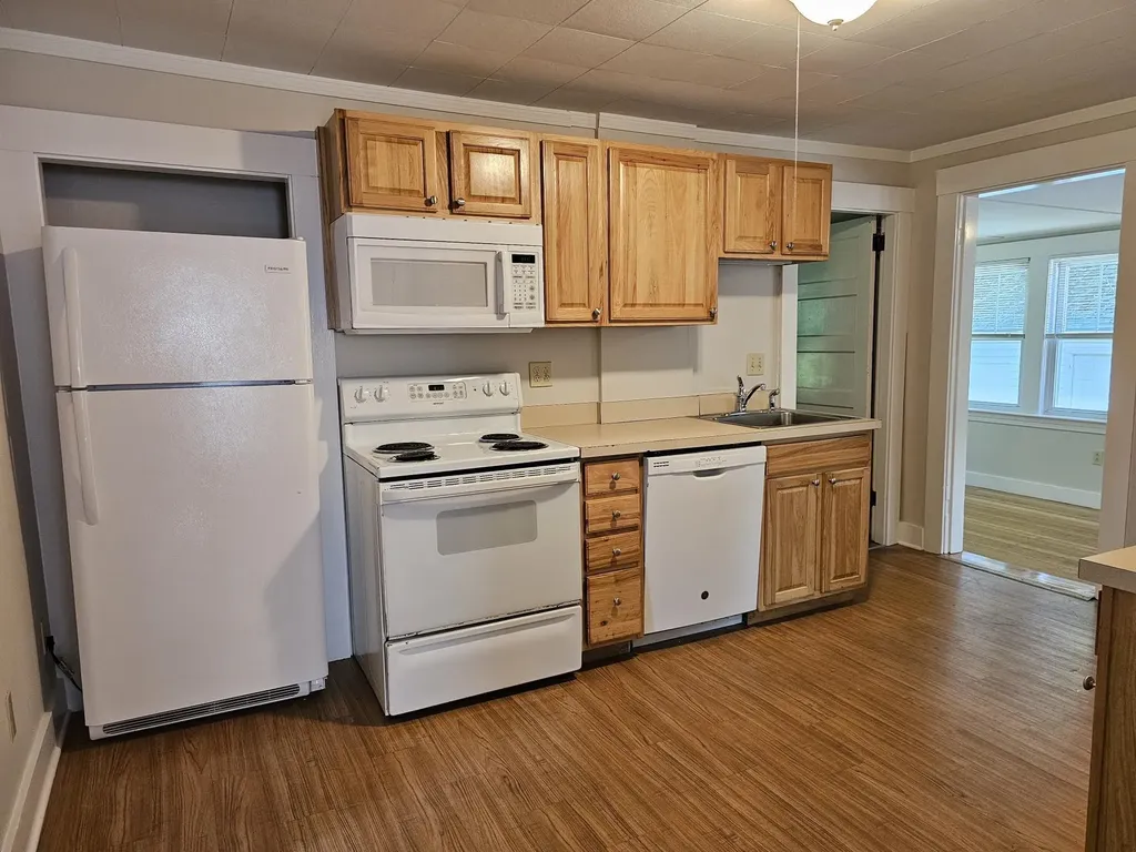 52 Winchester Court Keene NH 03431