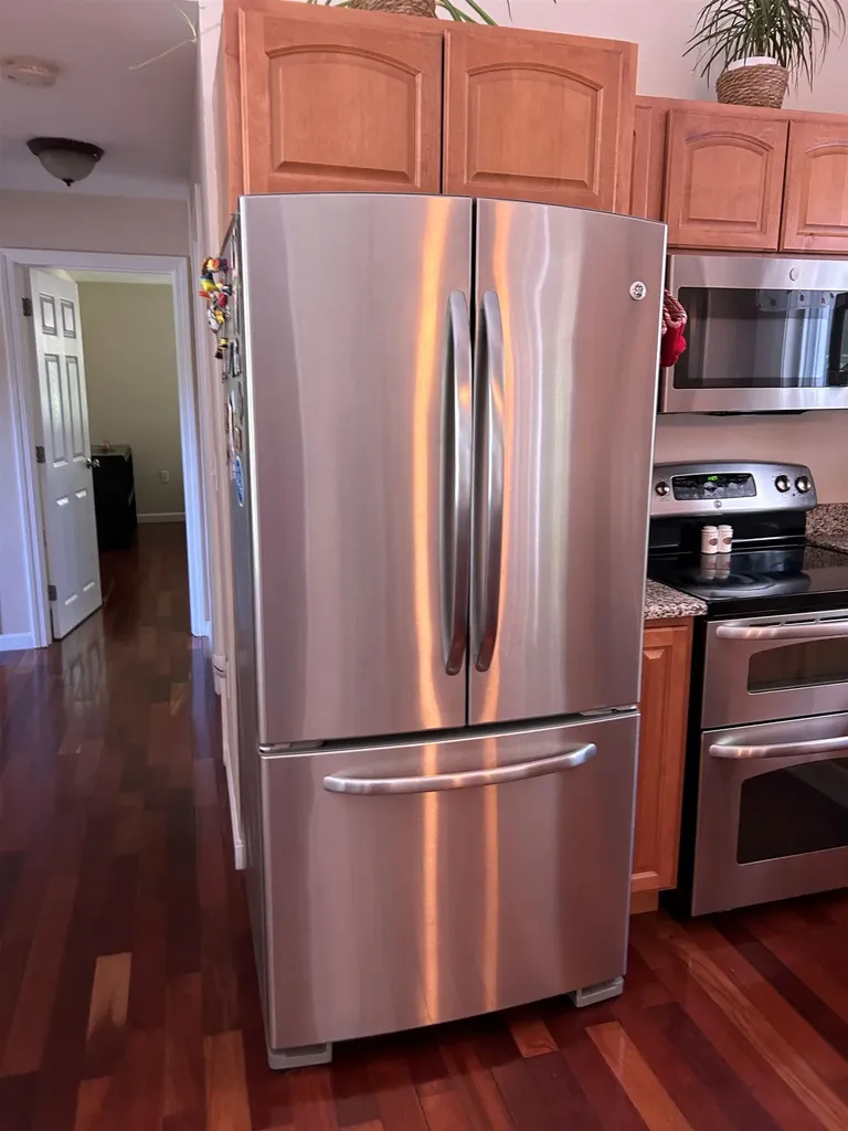 44 Walnut Hill Road Derry NH 03038