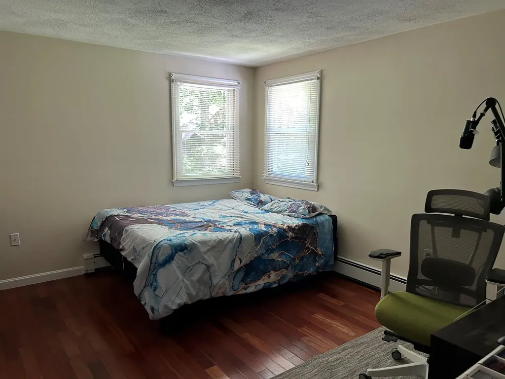 44 Walnut Hill Road Derry NH 03038