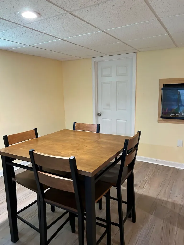 44 Walnut Hill Road Derry NH 03038