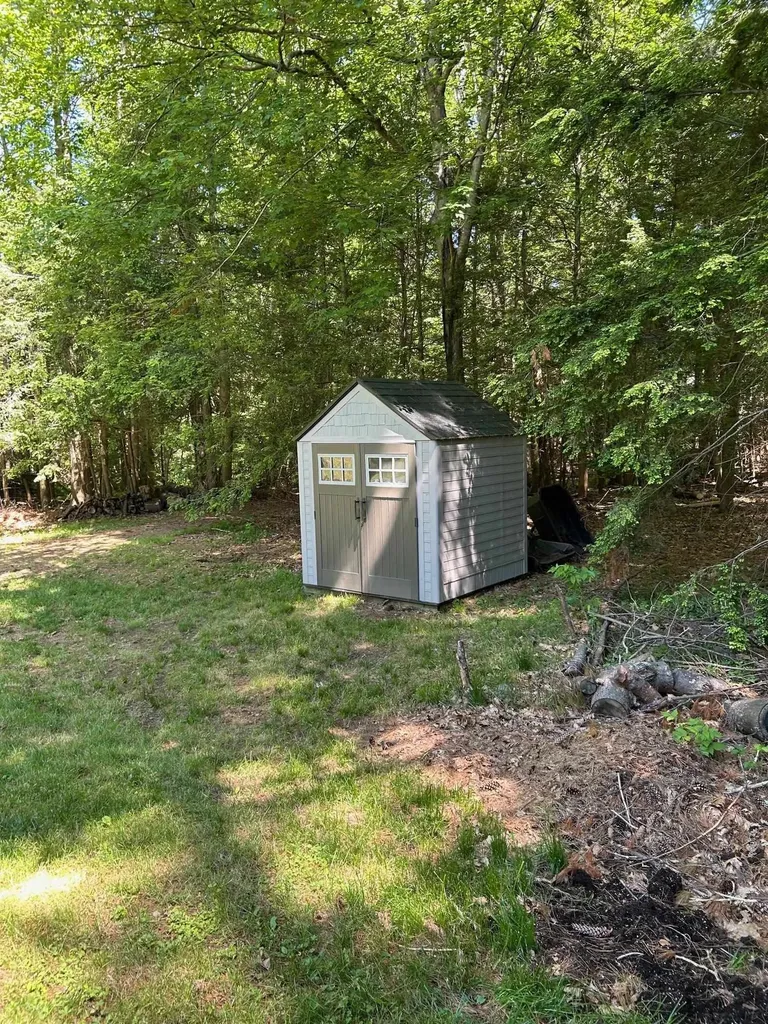 44 Walnut Hill Road Derry NH 03038