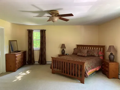 44 Walnut Hill Road Derry NH 03038