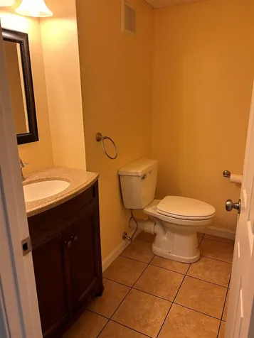 44 Walnut Hill Road Derry NH 03038