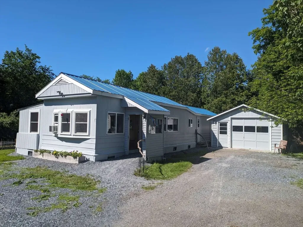 44 Crown Road Shelburne VT 05482