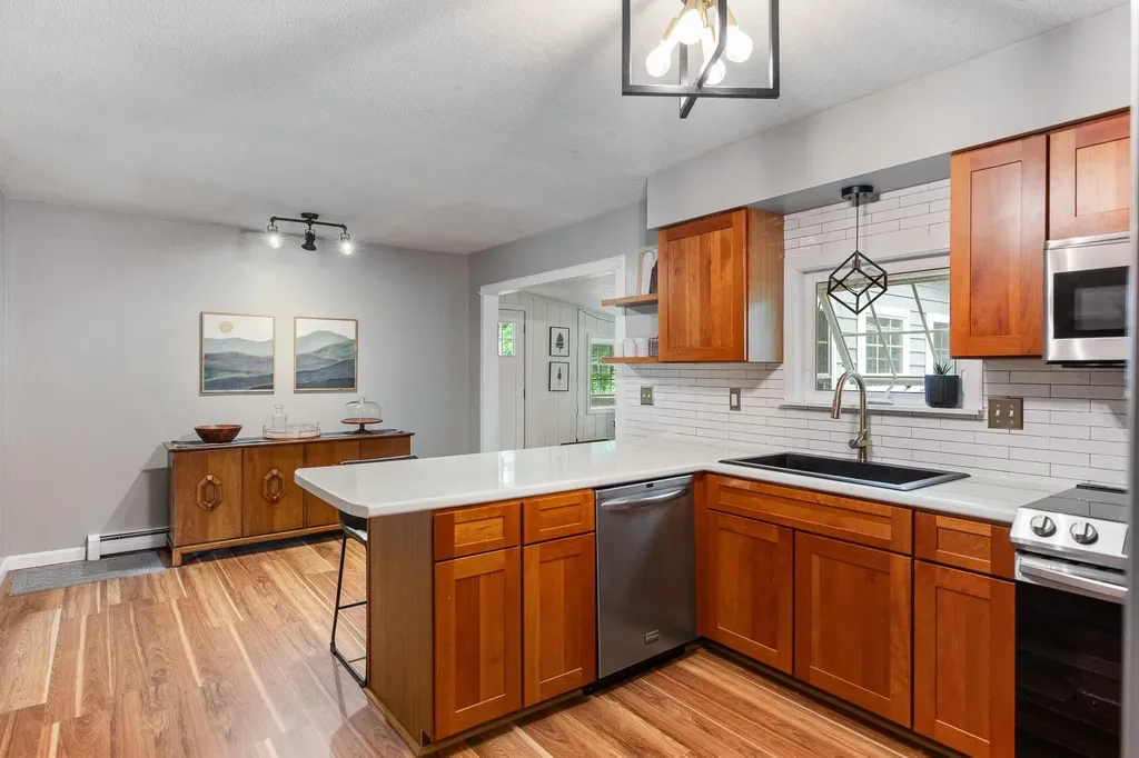 51 Jason Drive Colchester VT 05446
