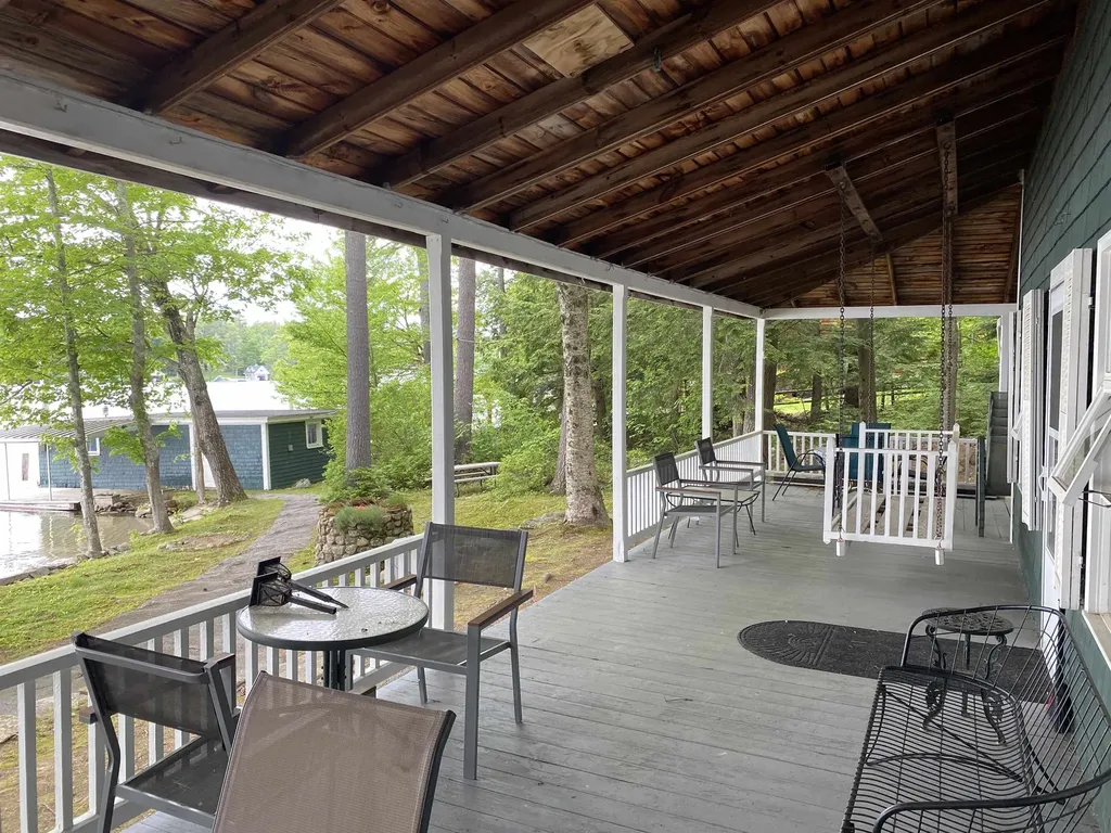 95 Mandalay Road Wolfeboro NH 03894