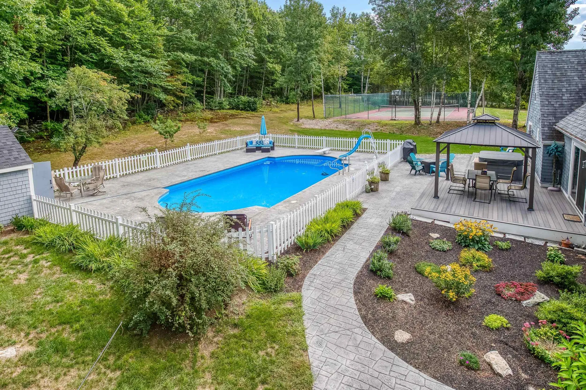 1 Canaan Road Tuftonboro NH 03816