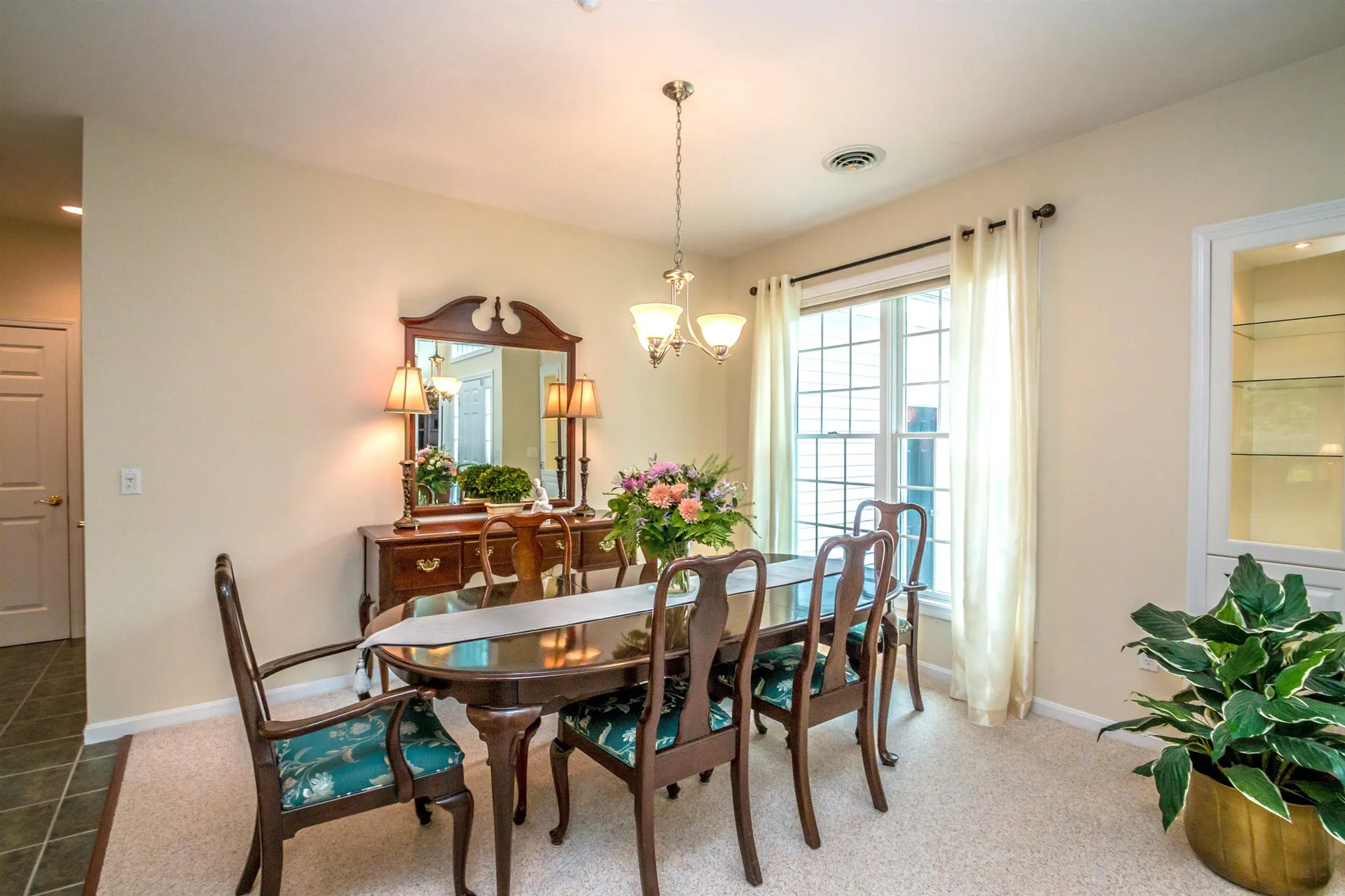 55 Carleton Way Hales Location NH 03860
