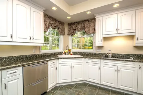55 Carleton Way Hales Location NH 03860