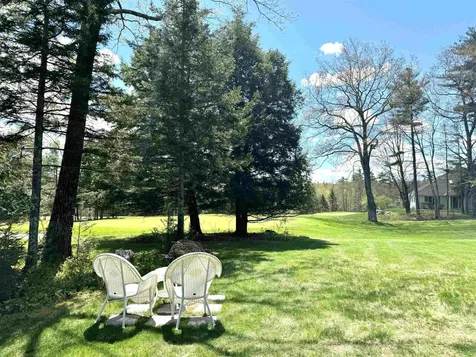 55 Carleton Way Hales Location NH 03860