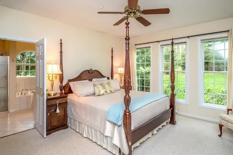 55 Carleton Way Hales Location NH 03860