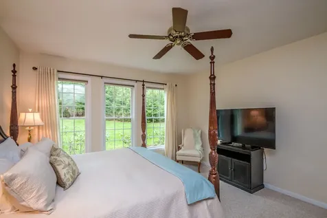 55 Carleton Way Hales Location NH 03860