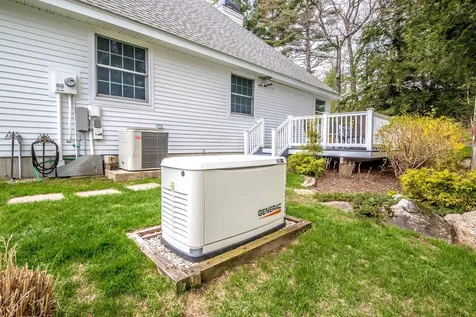 55 Carleton Way Hales Location NH 03860
