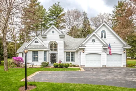 55 Carleton Way Hales Location NH 03860