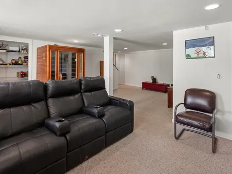 4 Butler Drive South Burlington VT 05403