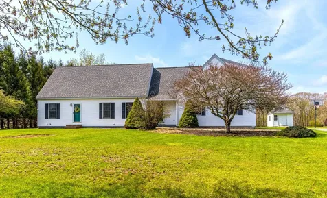 69 Giles Road East Kingston NH 03827