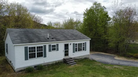 153 Crescent Street Bristol NH 03222