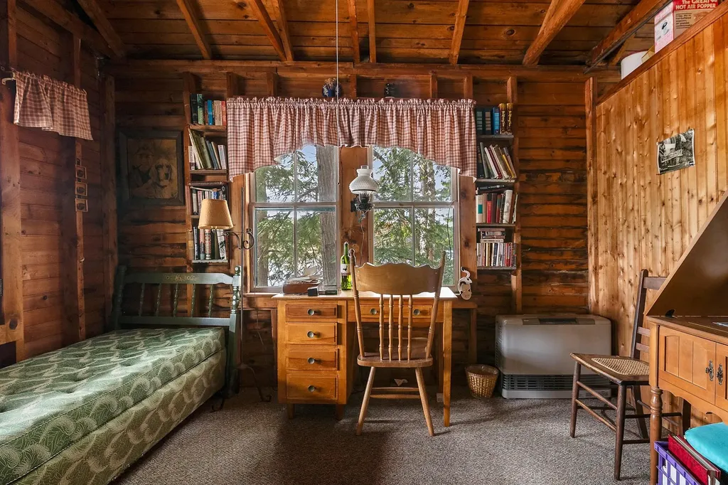 610 Edgemont Road Sunapee NH 03782