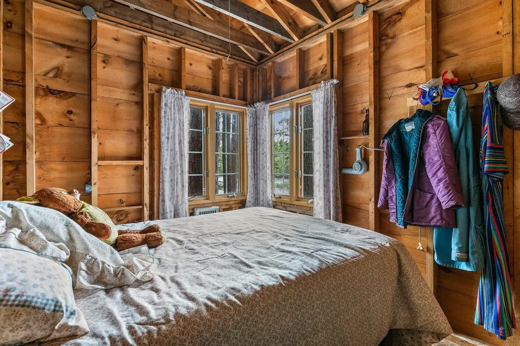 610 Edgemont Road Sunapee NH 03782