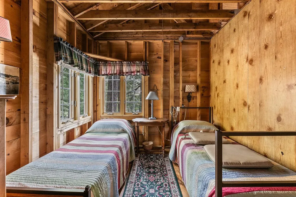 610 Edgemont Road Sunapee NH 03782