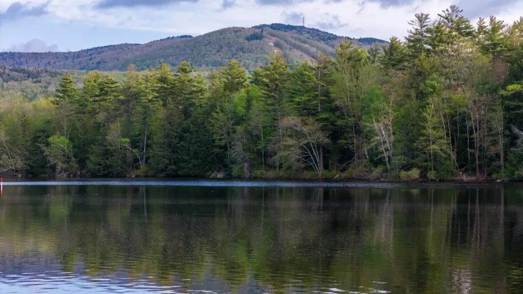 610 Edgemont Road Sunapee NH 03782