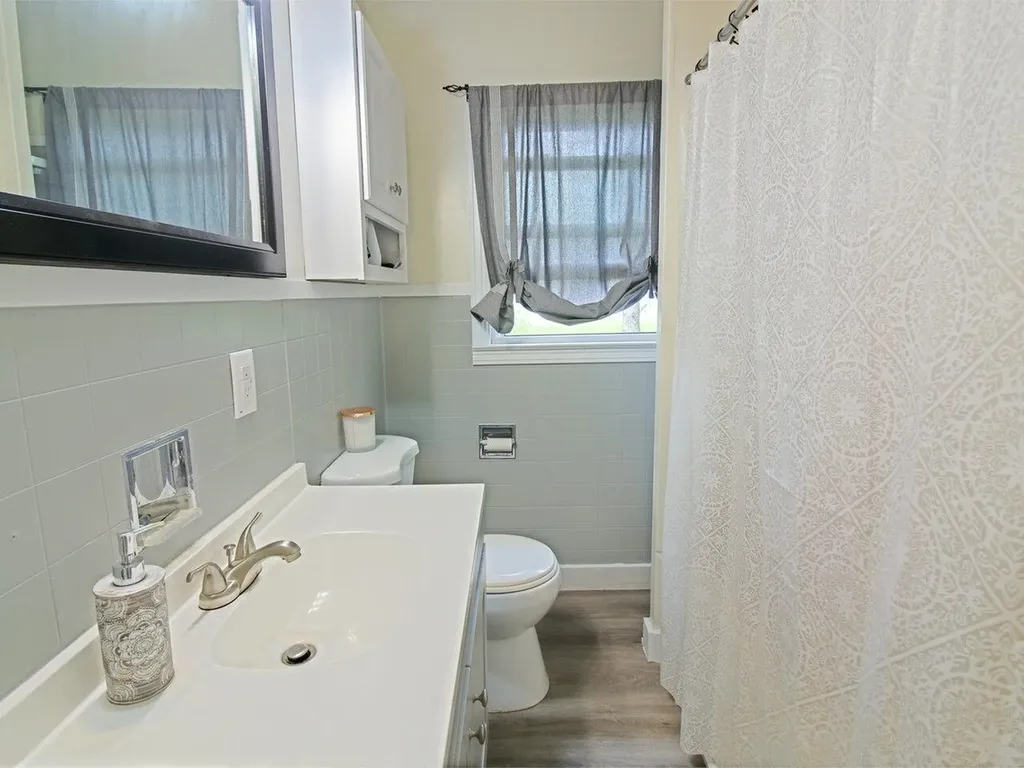 4658 Vt Route 22a Addison VT 05491