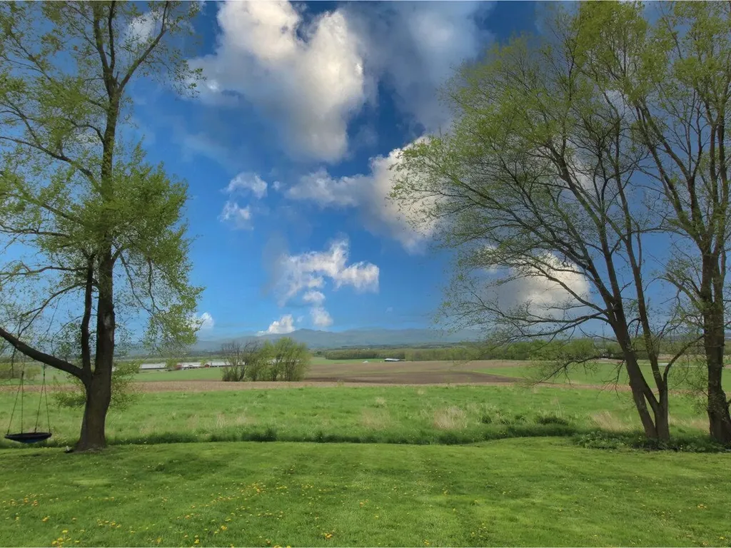 4658 Vt Route 22a Addison VT 05491