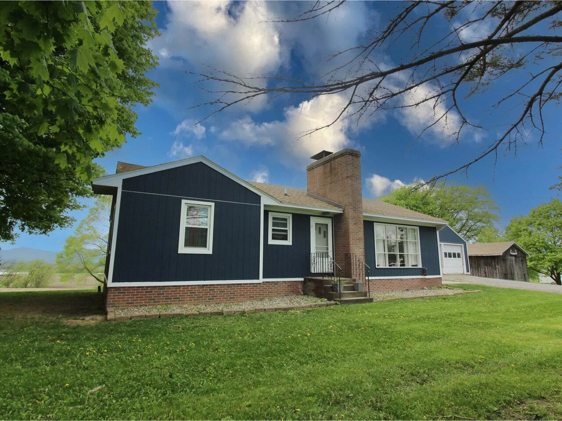 4658 Vt Route 22a Addison VT 05491