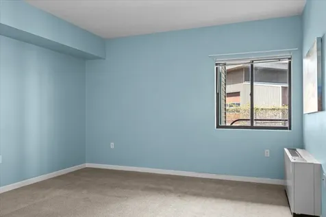 10 Kellogg Road Essex VT 05452