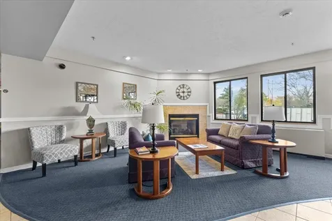 10 Kellogg Road Essex VT 05452