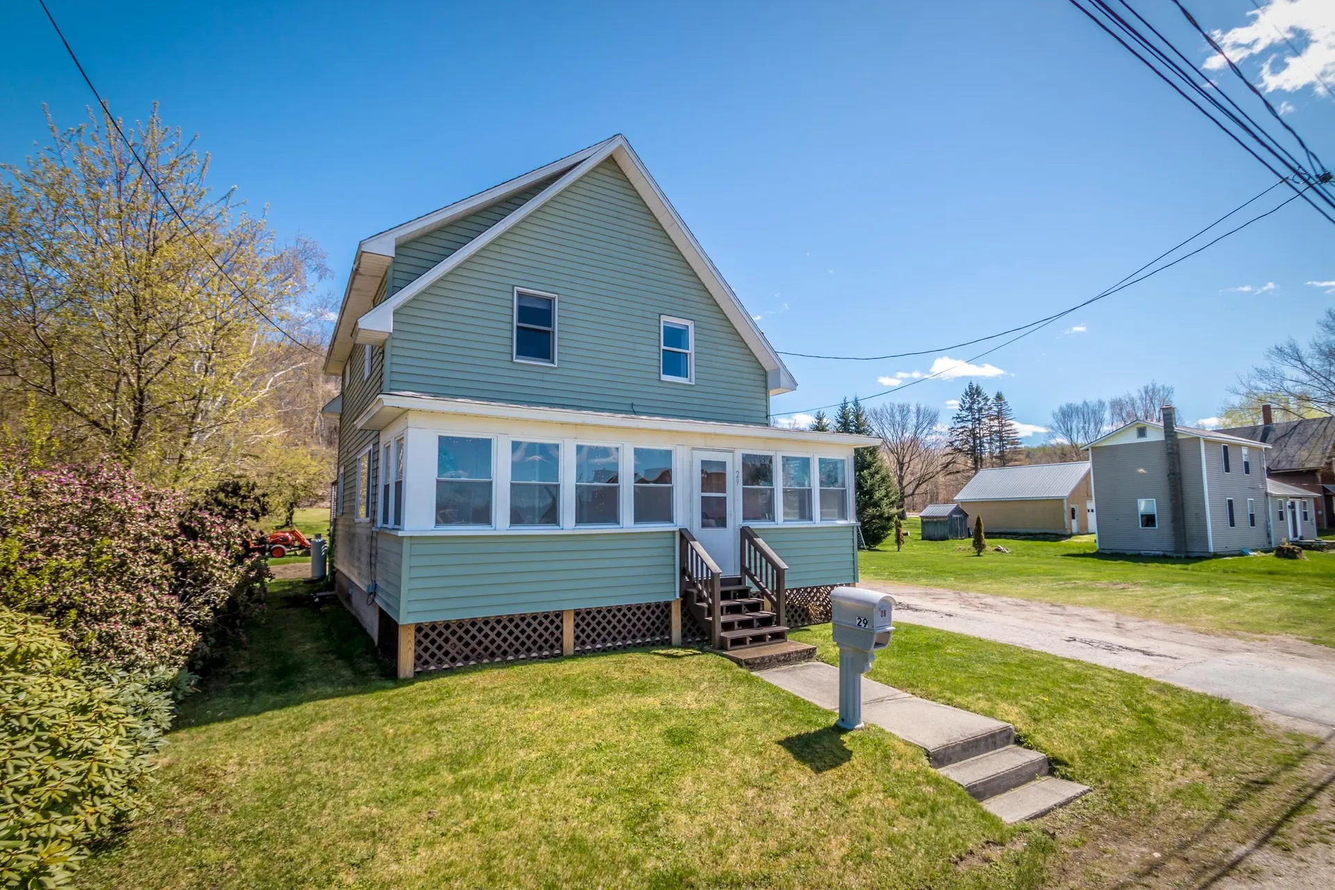 29 Brooklyn Street Northumberland NH 03582