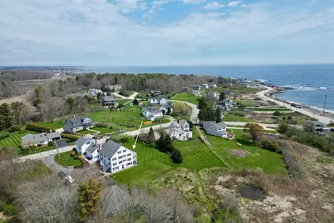 42 Washington Road Rye NH 03870