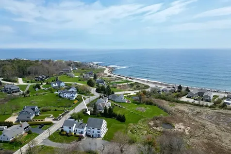 42 Washington Road Rye NH 03870