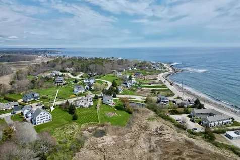 42 Washington Road Rye NH 03870