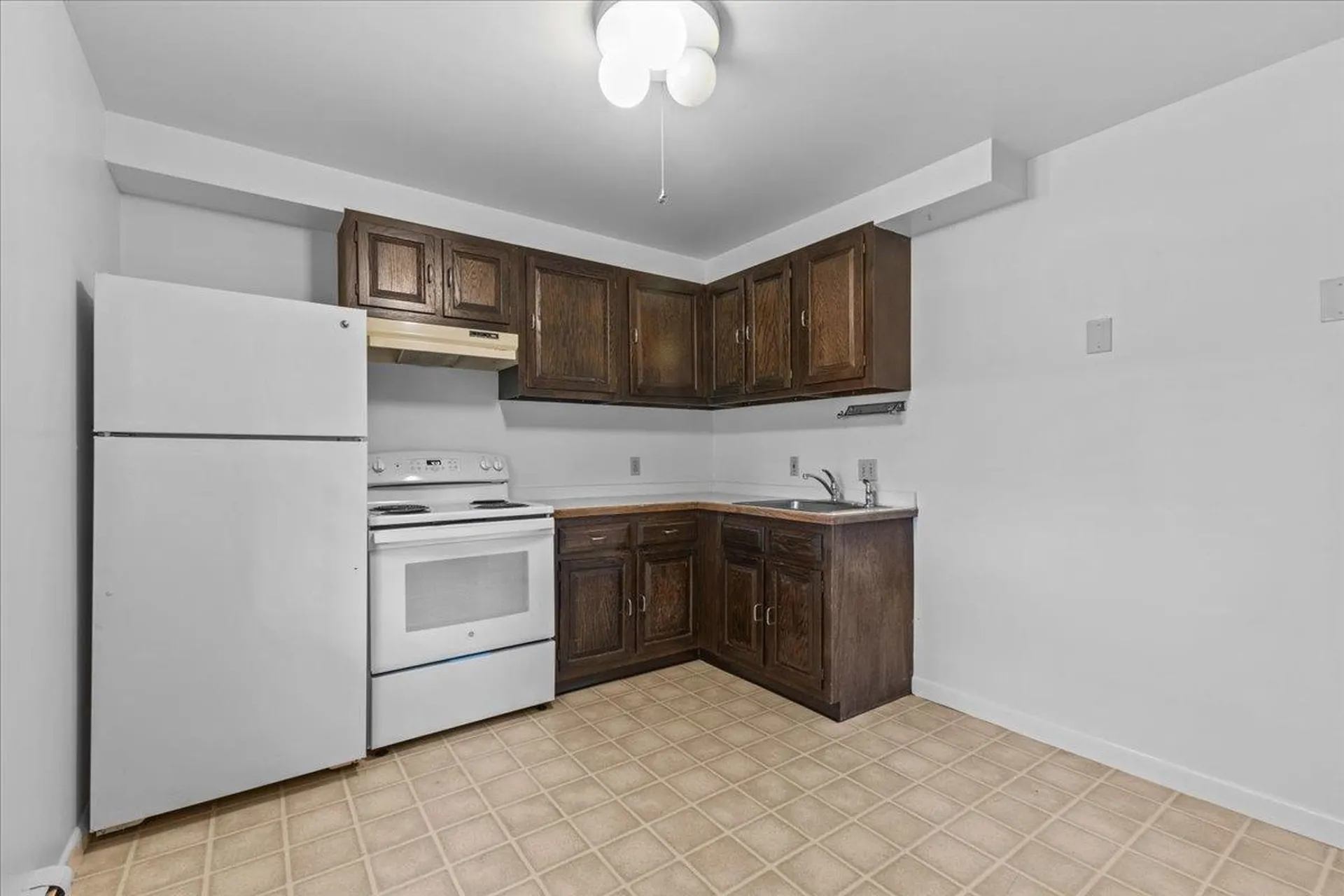 1742 Pucker Street Stowe VT 05672