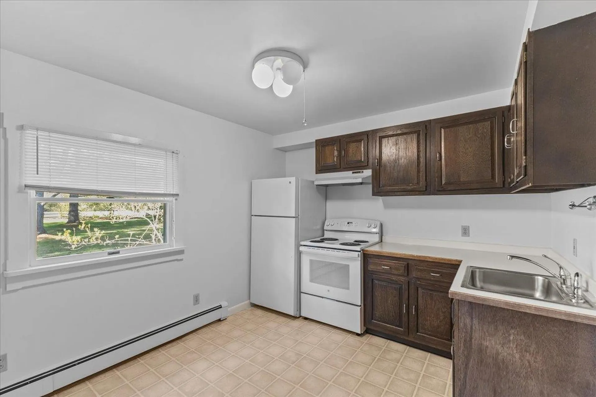 1742 Pucker Street Stowe VT 05672