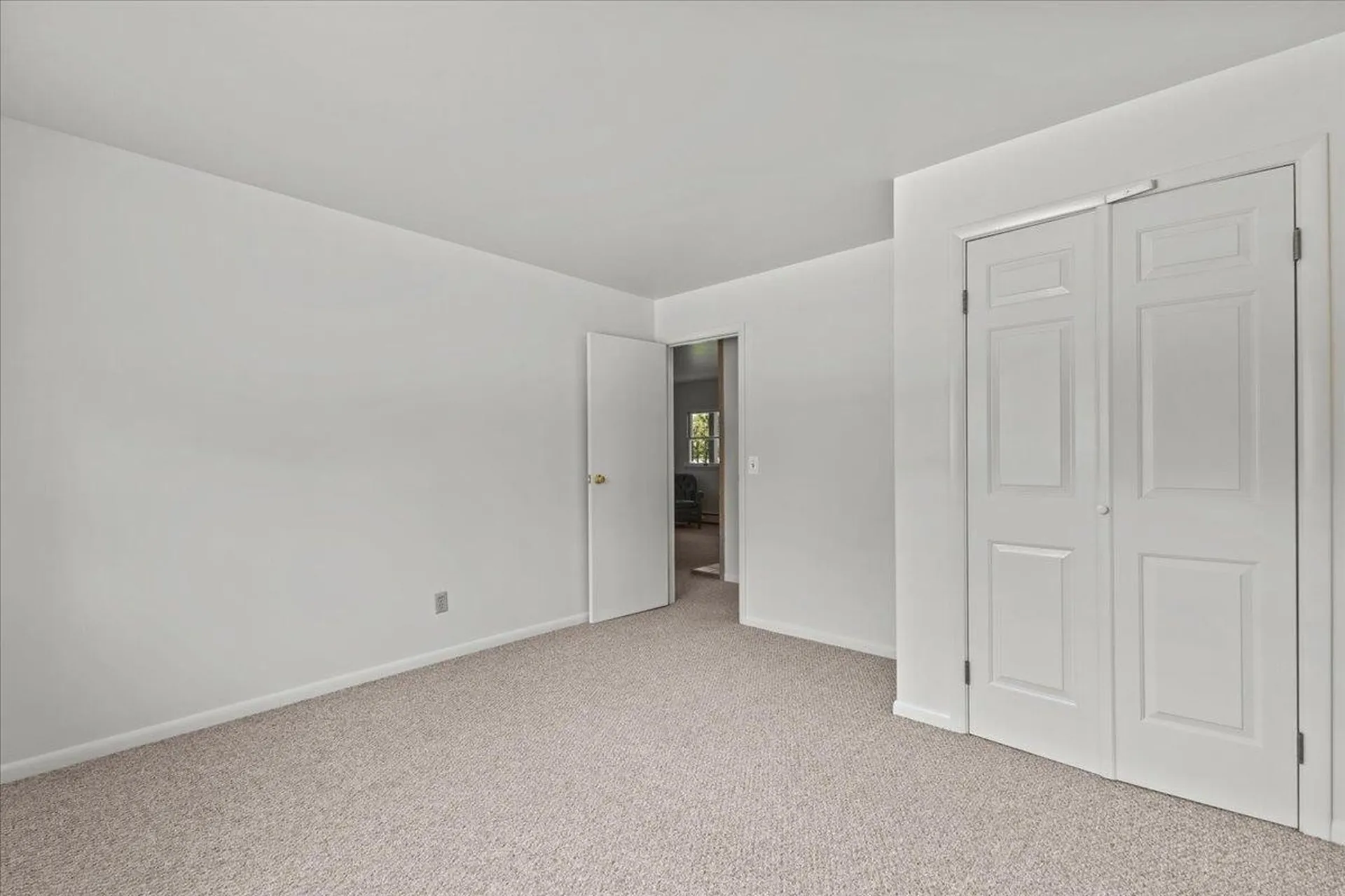 1742 Pucker Street Stowe VT 05672