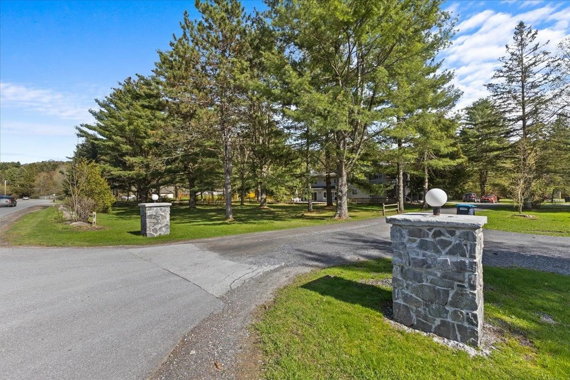 1742 Pucker Street Stowe VT 05672