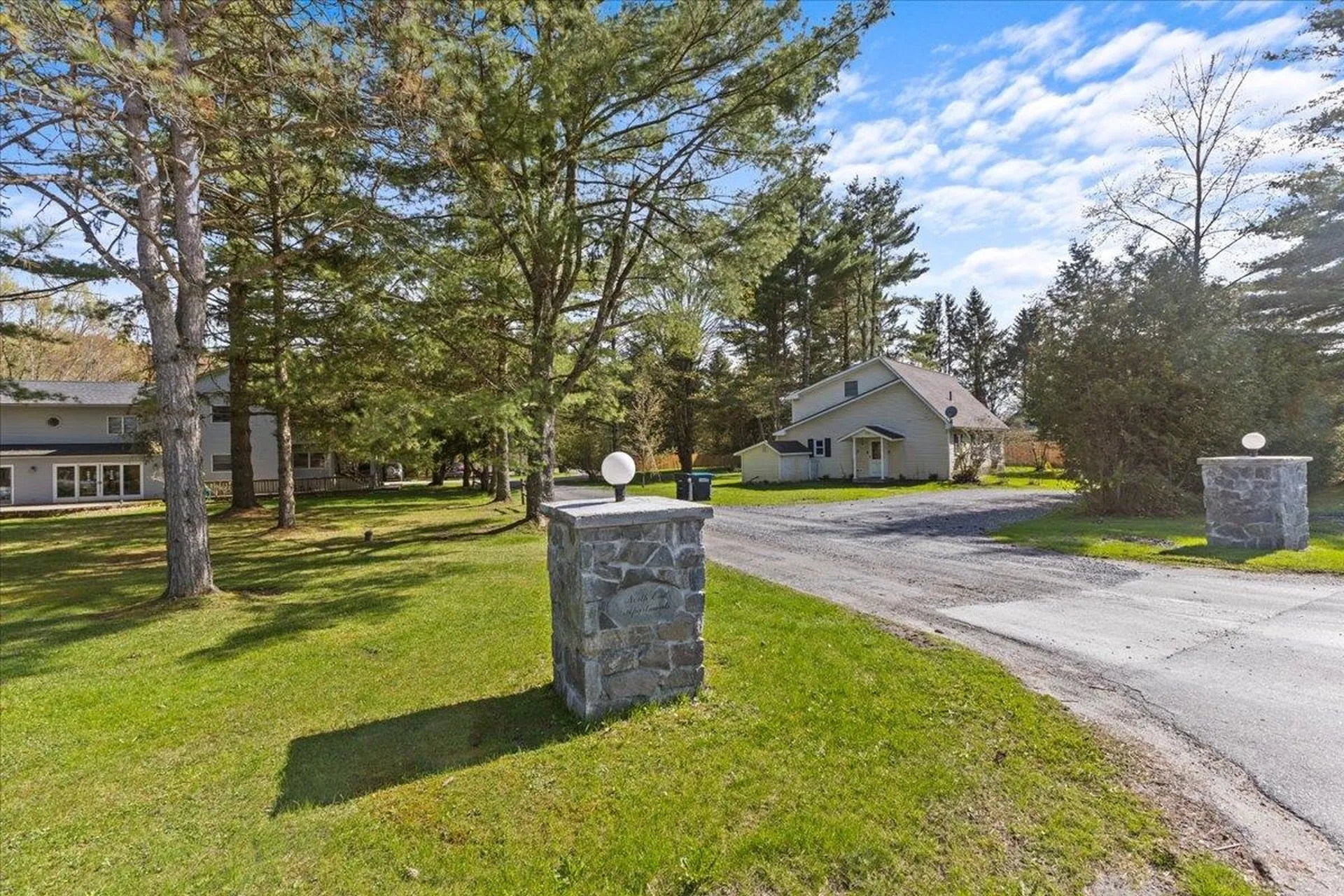 1742 Pucker Street Stowe VT 05672