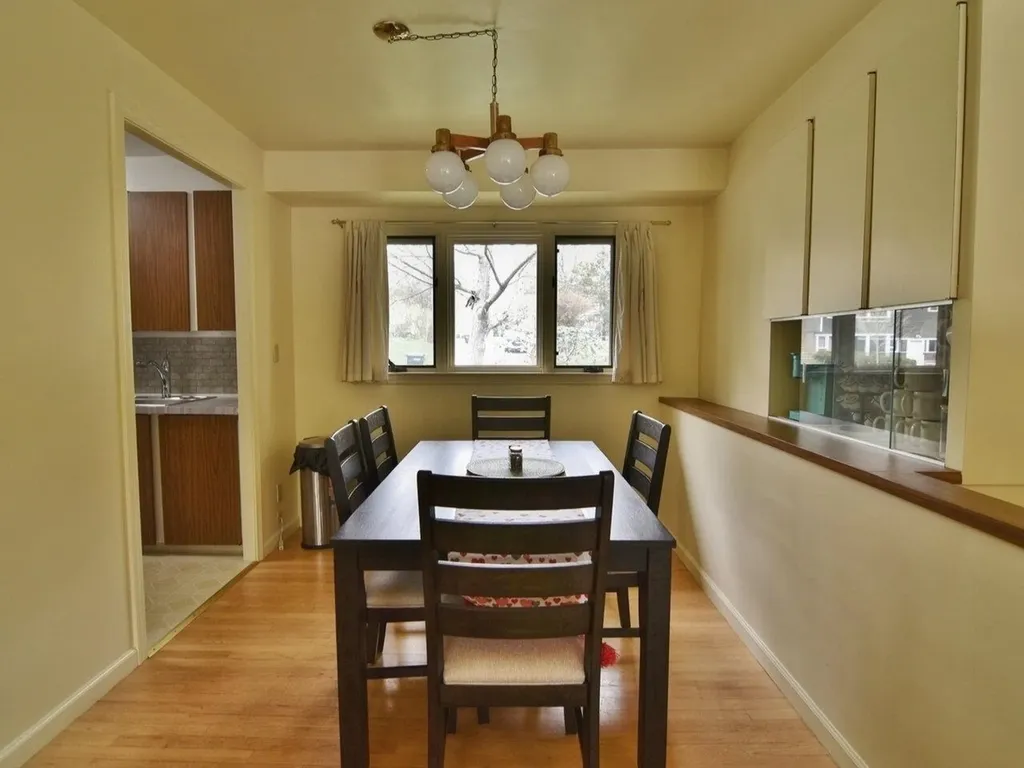 13 Deane Street South Burlington VT 05403