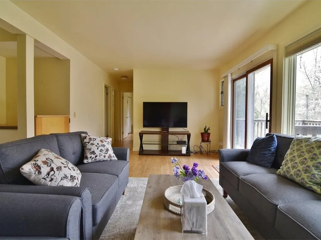 13 Deane Street South Burlington VT 05403