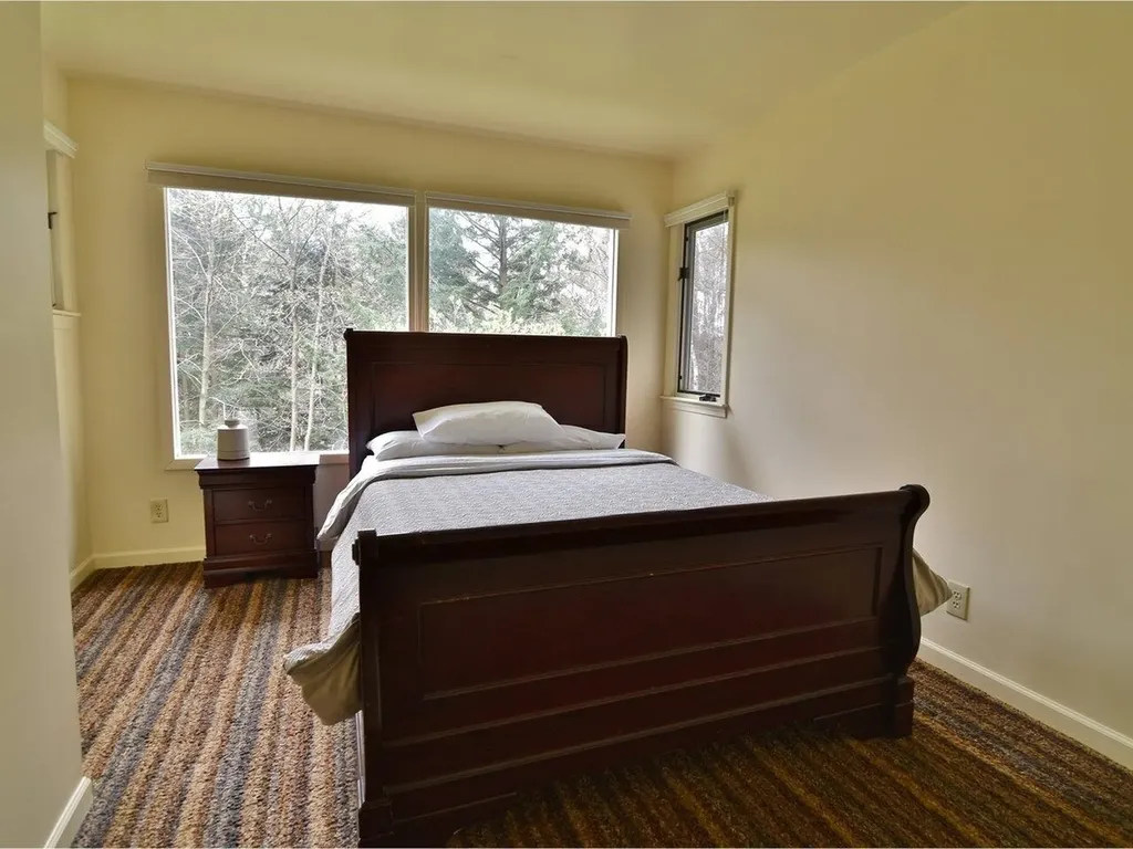 13 Deane Street South Burlington VT 05403